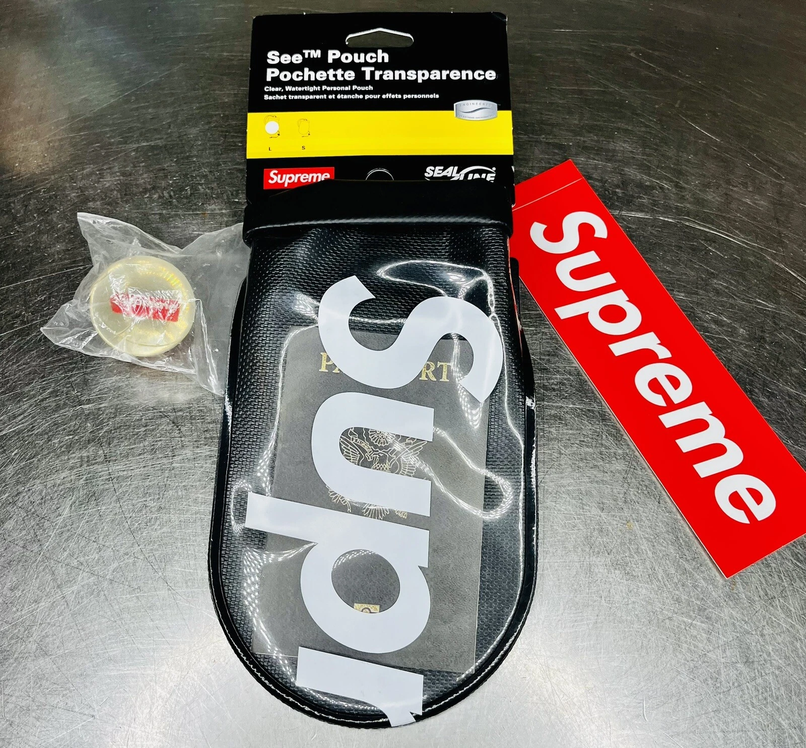 Supreme SealLine See Poch grande poche noire SS18 NEUF N AUTHENTIQUE + boule + autocollant