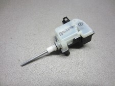 Stellelement Mercedes W211 W 211 tankklappe Klappe Tank 2038201997 Stellmotor Stellelement Mercedes W211 W 211 tankklappe Klappe Tank 2038201997 Stellmotor