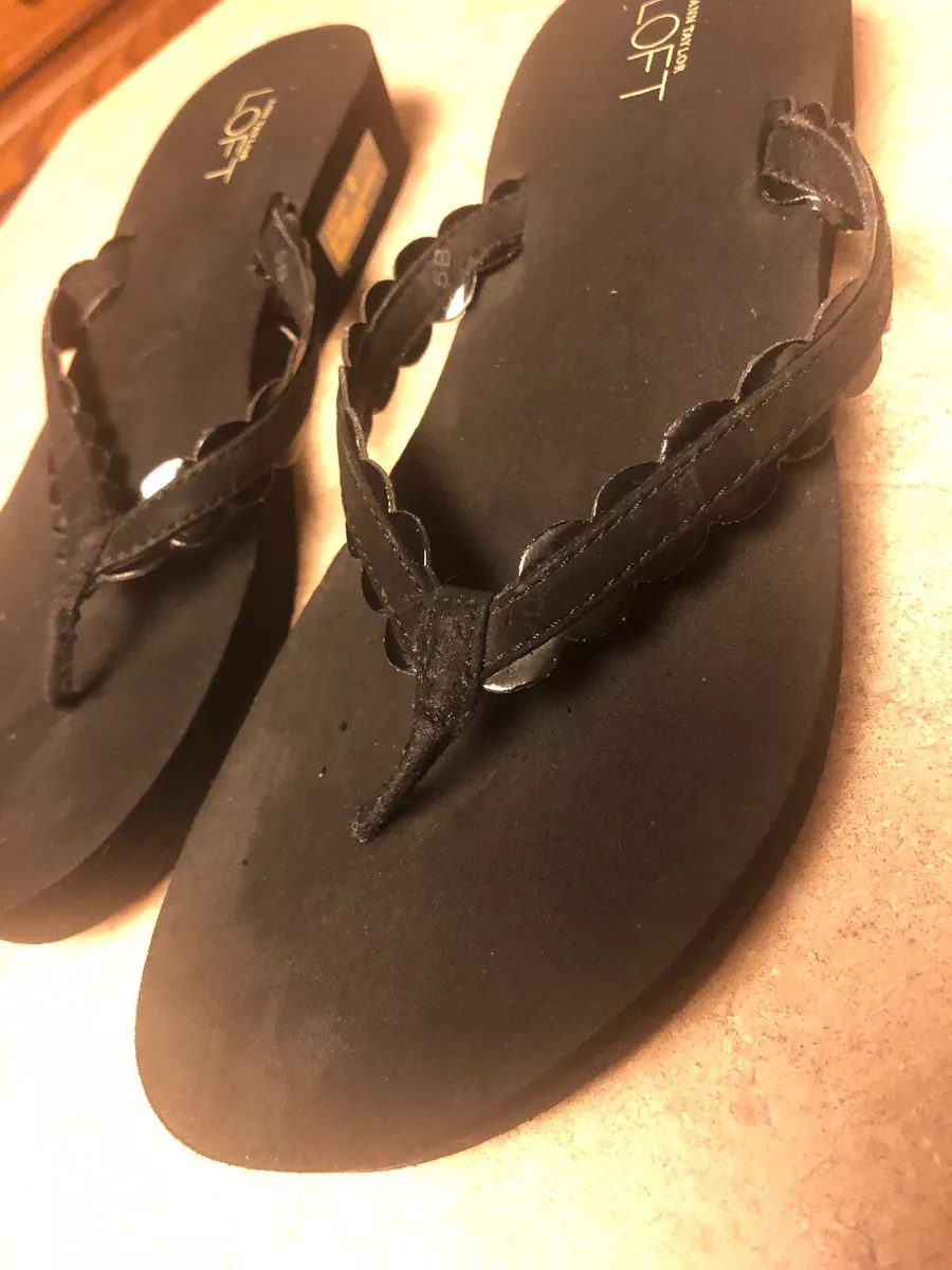 Ann taylor store flip flops