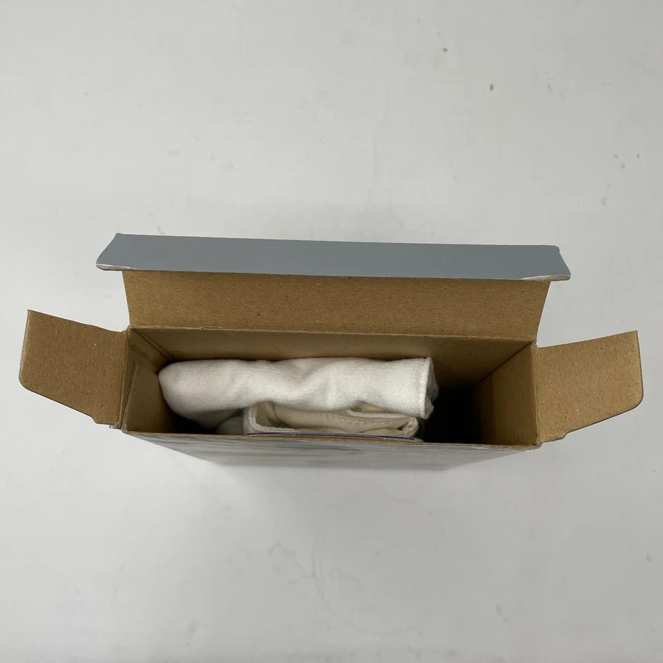 Almohadilla de dentición y babero Ergobaby para portabebés 360 Foto 2 de 4