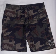 Salty Crew Mens Camo Boardshorts Black 32