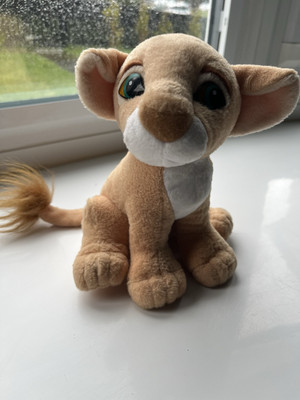 Vintage 1993 authentisch Der König der Löwen - Nala magnetisch küssend Plüsch 7 Zoll NUR NALA