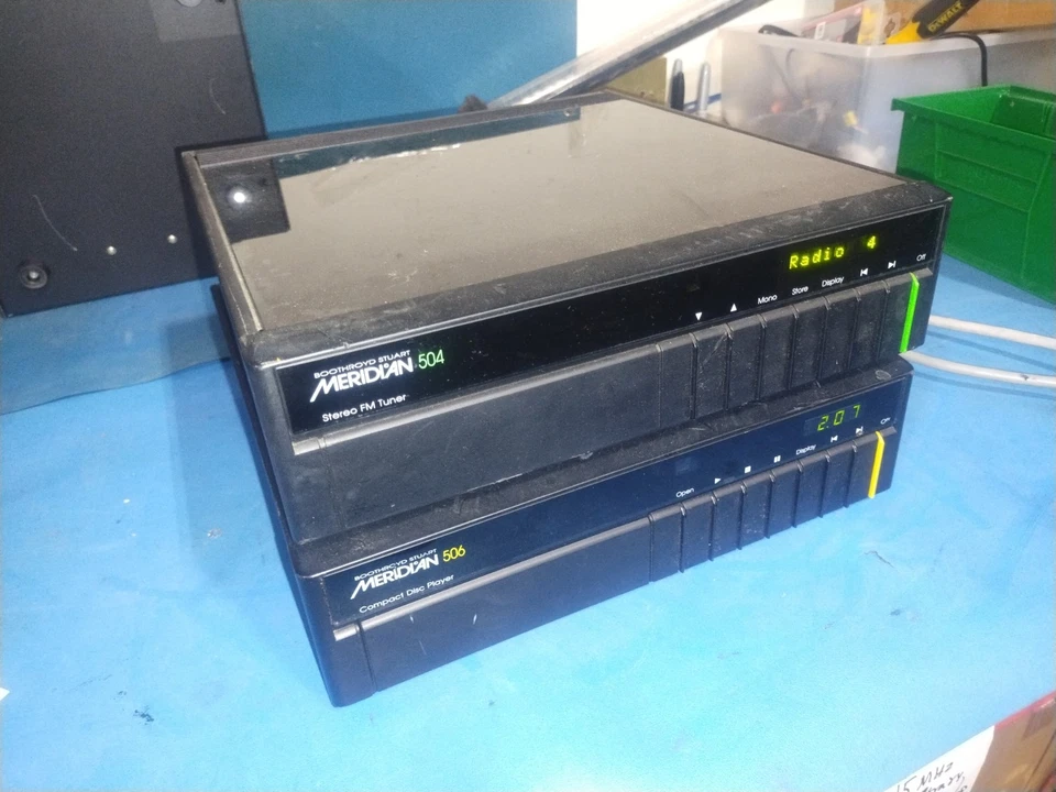 Amplificador integrado reproductor de CD MERIDIAN 506 - LEER Foto 3 de 4