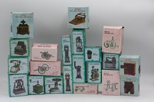 1970s Metall Anspitzer Antik Stil & Antik Toys Playme in OVP zum Aussuchen