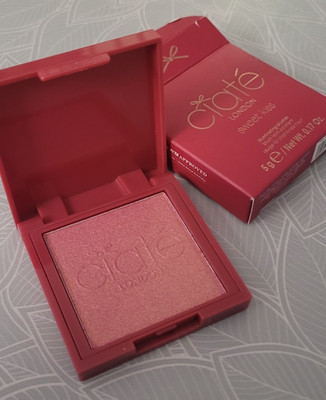 CIATÉ London, Illuminating Blusher,Sweet Kiss Blush, Rouge NEU