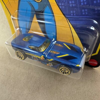 Batman & Robin Batmobile 002/250 (2023) - Hot Wheels