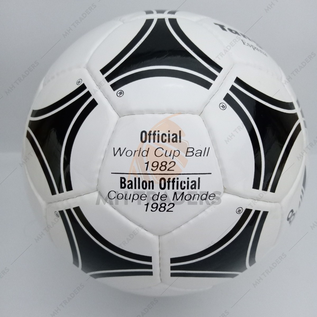 Adidas Tango Espana FIFA World Cup 1982 Spain Soccer Match Adidas Tango Espana FIFA World Cup 1982 Spain Soccer Match