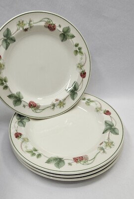 Wedgwood Queen's Ware Raspberry 4 Dessert Bread Plates Rare Vintage 1990 England