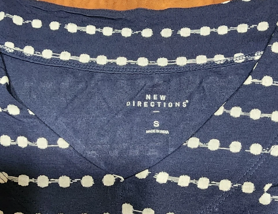 Women's New Directions Blue and White Dot Print 3/4 Sleeve Tunic Top Size S T103 - Image 2 of 3