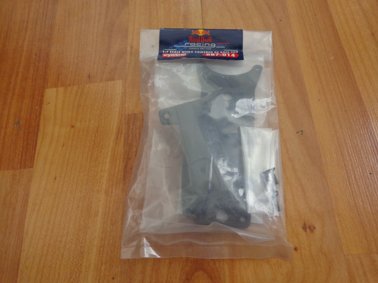 1/7 DEAGOSTINI BUILD THE RED BULL RACING RB7 RC F1 CAR #14 FRONT UPPER CHASSIS