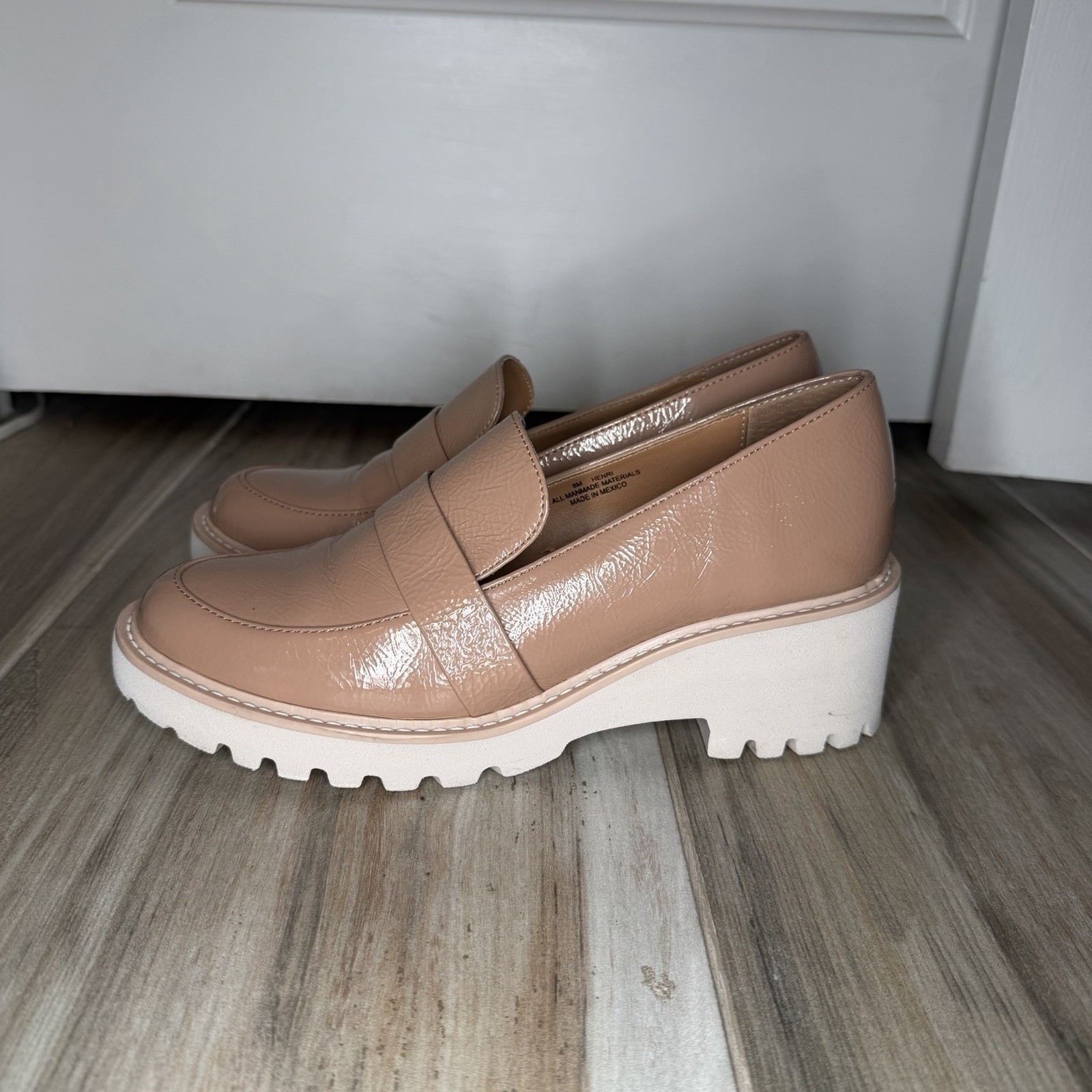 Dolce Vita Henri Loafers Nude / Tan Patent Leather Platform Slip On Womens Sz 8M