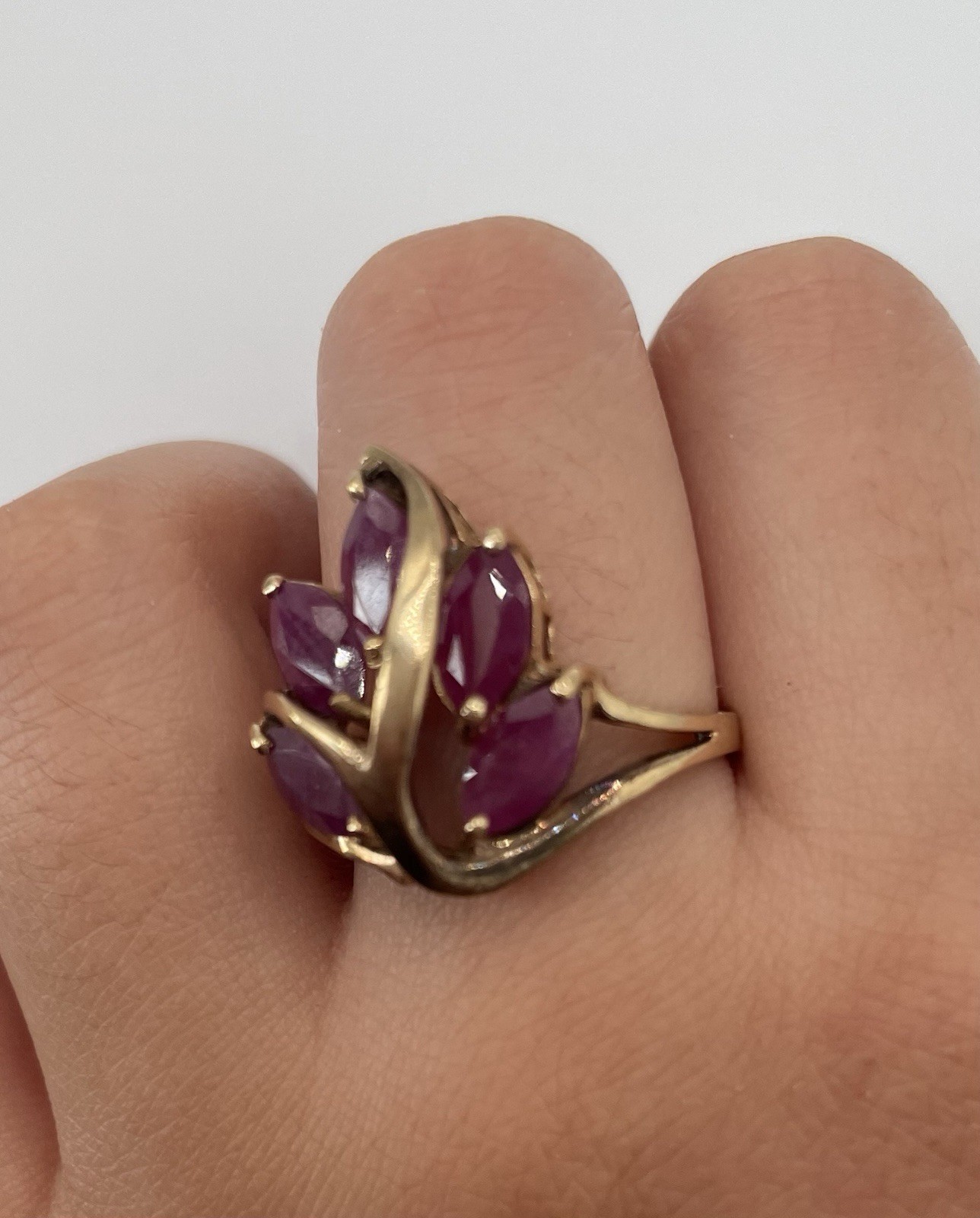 10k Solid Yellow Gold Marquise Ruby Flower Ring S… - image 8
