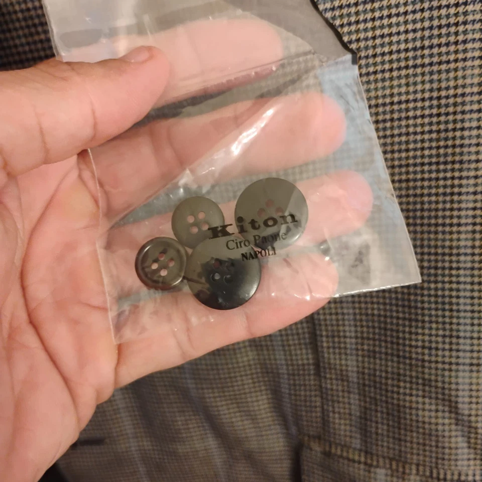 Kiton Napoli 100% Cashmere Mens Jacket Italy Plaid Us 46R EU 56R 3btn - Image 3 of 4