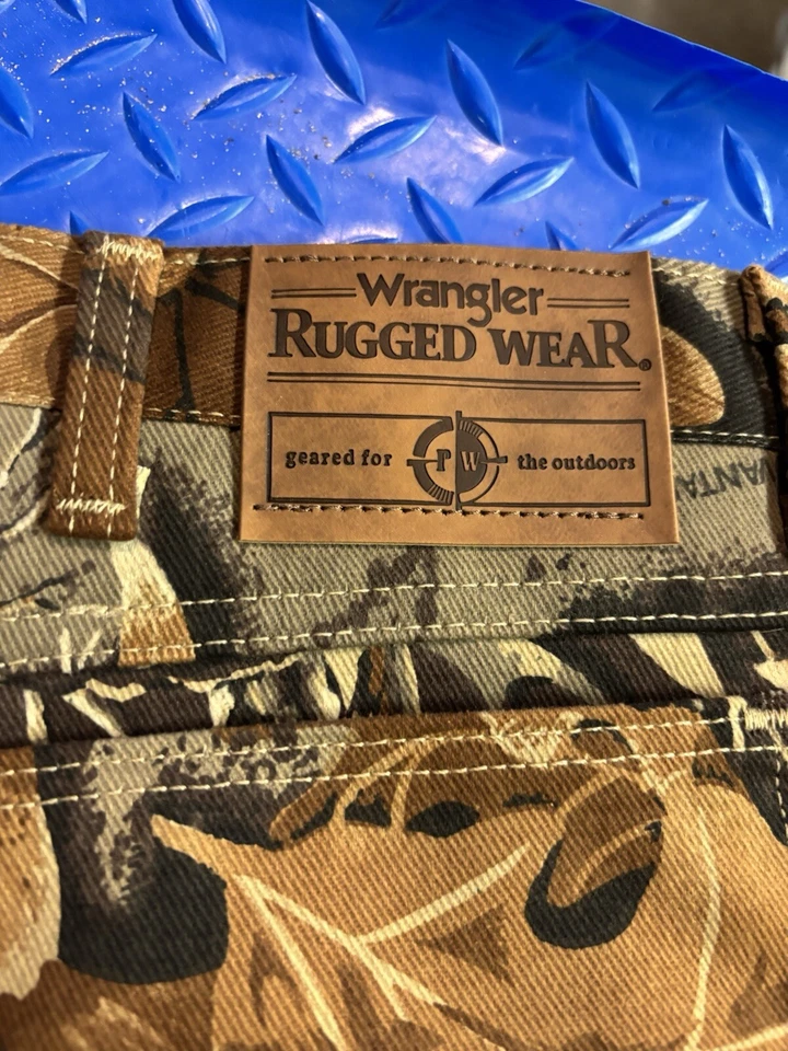Wrangler Rugged Wear Advantage Camo Jeans Pants 38/30. Made in USA - Image 4 of 4