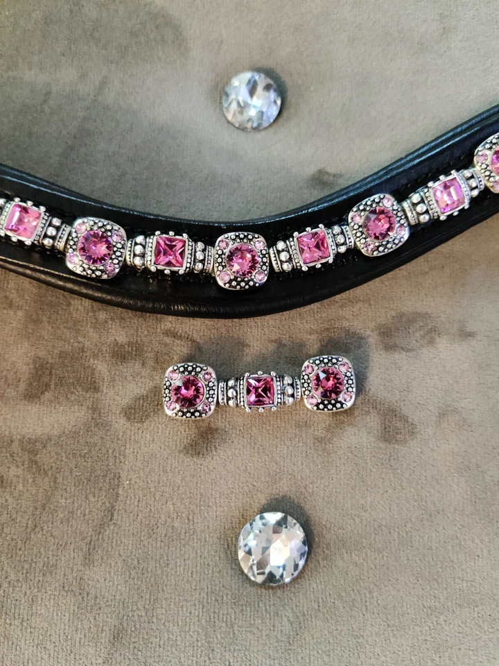 Doma "Bandas para cejas con Bling" para caballo, curva -V-o recta hasta 17,5" Foto 2 de 4