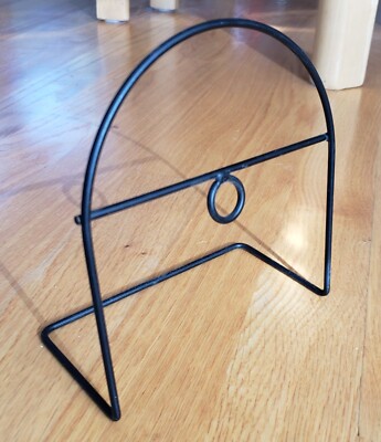 Black Metal Wire CD Clock Mount Stand - 5 1/4'' x 5 1/4'' Craft Display Stand