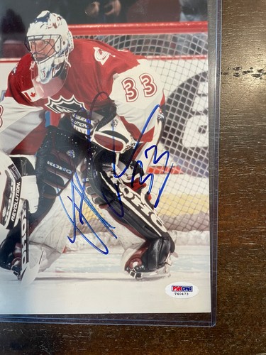PATRICK ROY Auto Autograph Signed Montreal CANADIENS 8x10 PHOTO w/ PSA/DNA COA - Picture 2 of 2