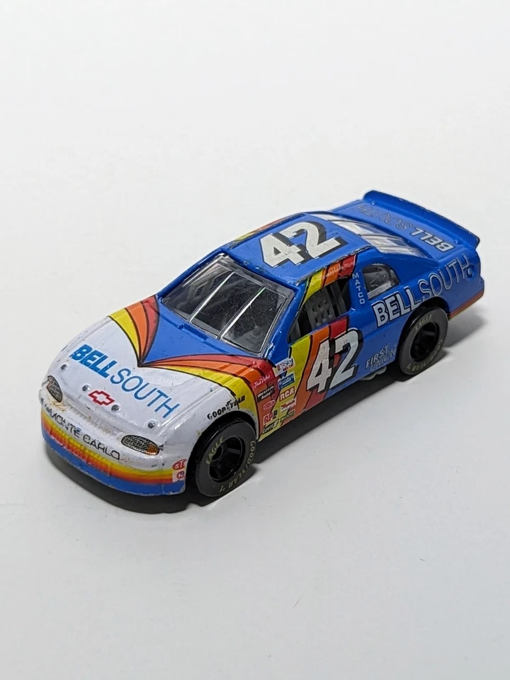 Литой автомобиль 1995 Racing Champions Chevrolet Monte Carlo NASCAR NO42 Bell South - Изображение 2 из 3