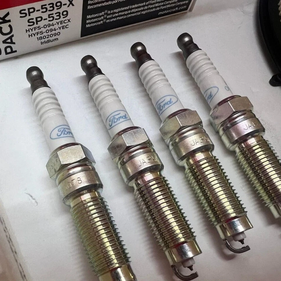 Paquete de 4 bujías de iridio Motorcraft para Ford Escape Fusion 2017-2019 1,5 L turbo Foto 3 de 4