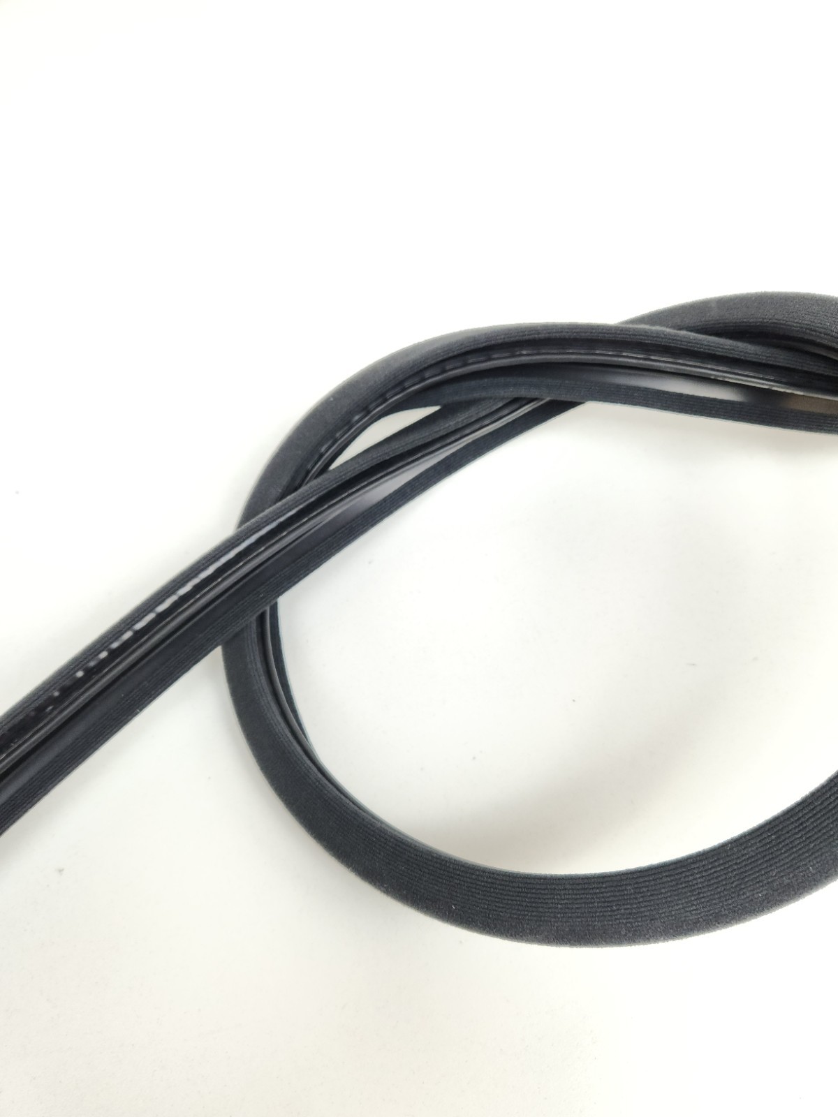 2015-2017 MCLAREN 675LT FRONT RIGHT SIDE DOOR WEATHERSTRIP SEAL RUBBER STRIP OEM