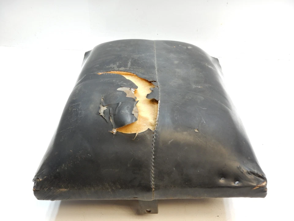 Selim de assento de passageiro 1969 1970 Moto Guzzi V750 Ambassador 750 V7 - Imagem 2 de 4