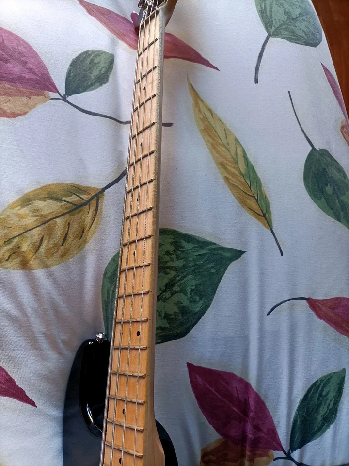 YAMAHA bass model BB 434 tobacco sunburst fretboard maple in excellent condition - Imagen 3 de 4