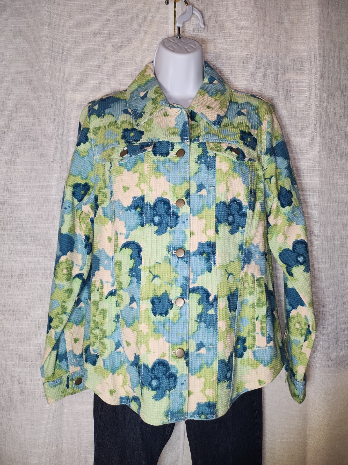 Pendleton Women’s Floral Button Front Collared Ja… - image 2