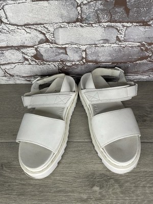 Dr. Martens Voss Quad White Mono Hydro Leather Strap Sandals Women Sz 8M US/39EU