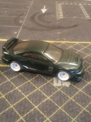 2022 Hot Wheels Custom '01 Acura Integr Dark Green - Wheel Swap