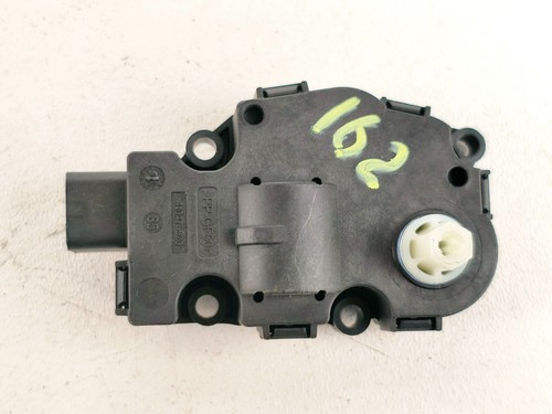 15-19 LAND ROVER DISCOVERY SPORT AC HEATER AIR FLAP STEPPER MOTOR ACTUATOR OEM - Picture 2 of 2