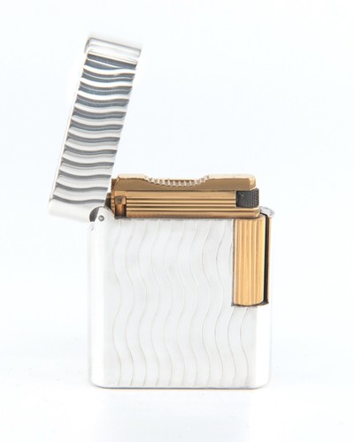 RARE S.T. Dupont Vintage Soubreny Lighter Silver and Gold Plated Waves Authentic - Picture 3 of 6