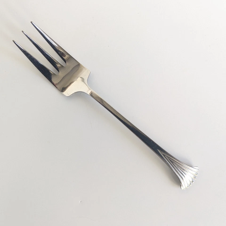 7 tenedores de ensalada Oxford Hall de tres dientes vintage de acero inoxidable patrón OXH62 Hong Kong Foto 3 de 4
