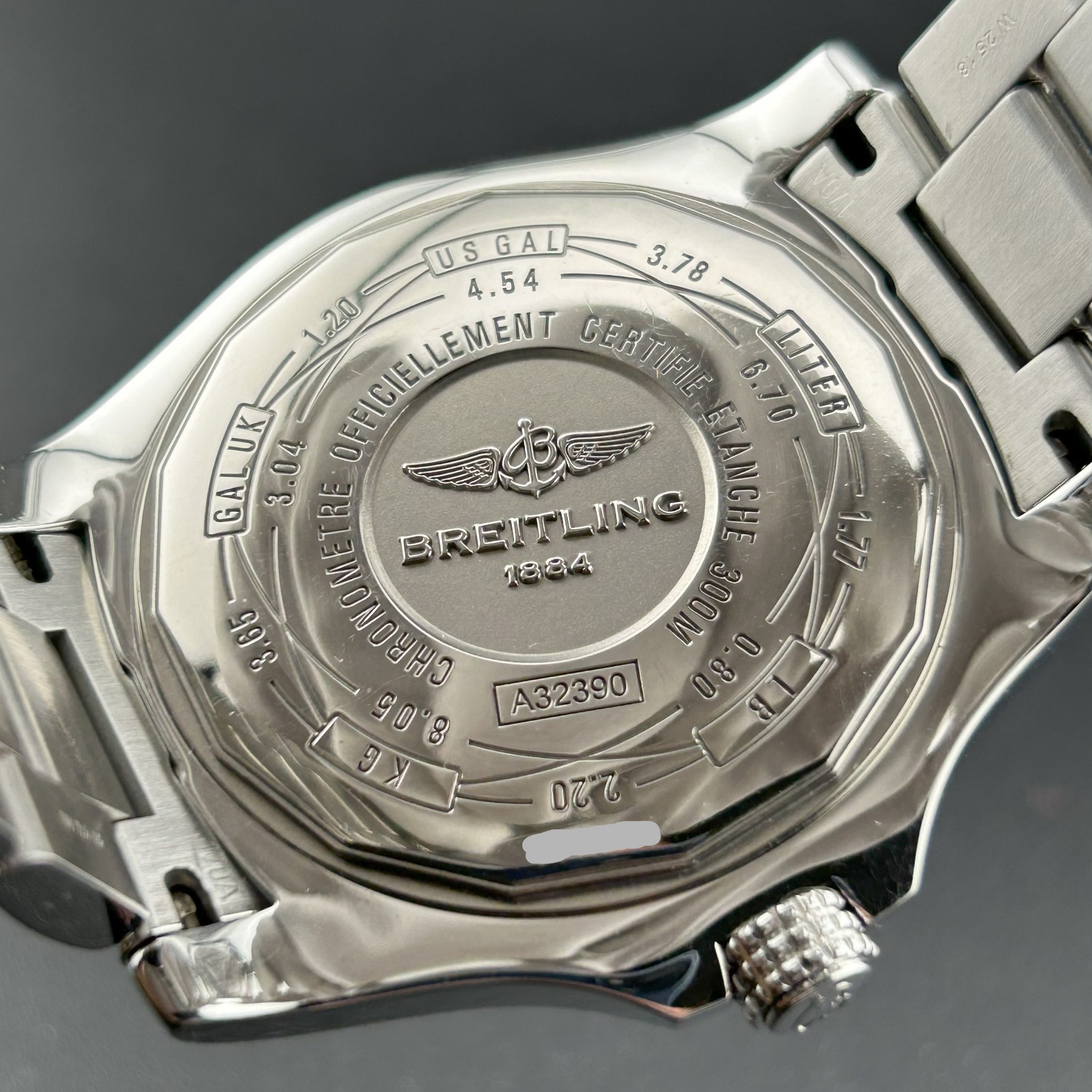 Breitling Avenger II GMT A32390 43mm Blue Dial Watch on Bracelet Xtra Blue Strap