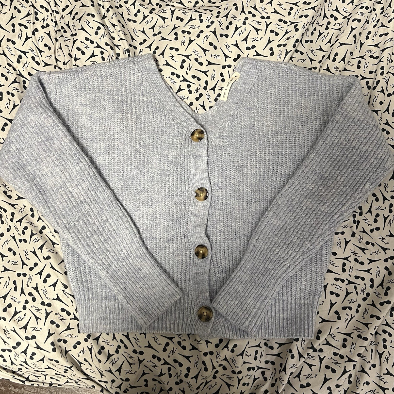 Moon & Madison Women’s Cropped Knit Blue Sweater Size M