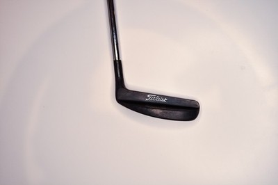 Titleist Tour Model Heel Shafted Offset