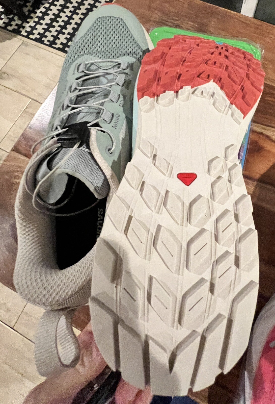 Scarpe donna Salomon Trail 9 sneakers escursionismo chiusura per lacci senza cravatta