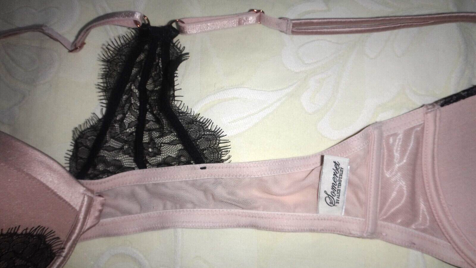 Foto 10 di 13