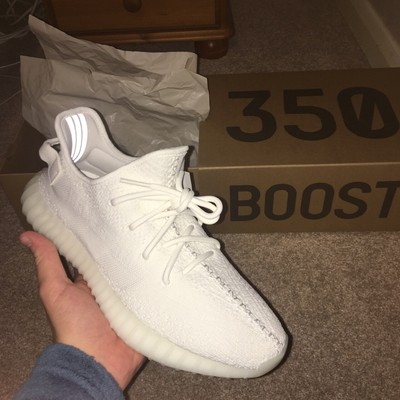 adidas yeezys triple white
