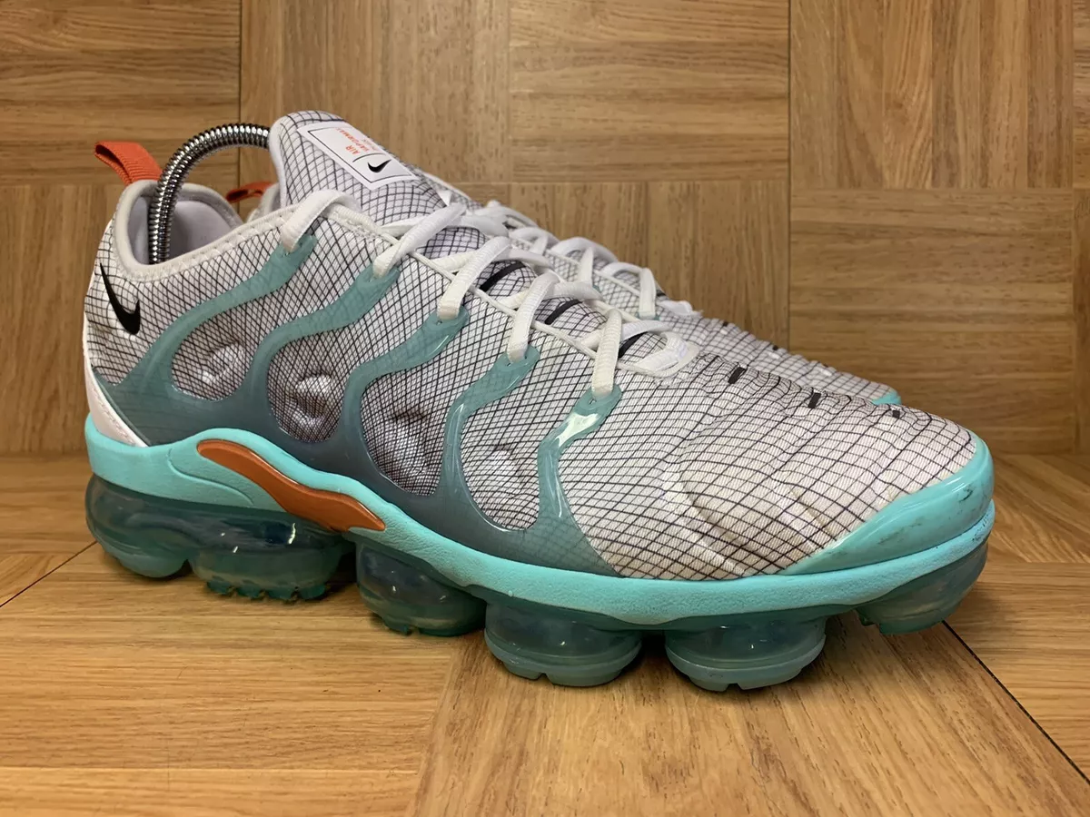 Nike vapormax hotsell aurora green