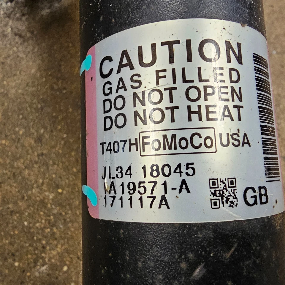 FOMOCO JL34-18045 2015-2024 FORD F150 PUNTALES RÁPIDOS DELANTEROS Foto 4 de 4