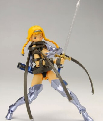 Revoltech Queens Blade Wandering Warrior Reina LEINA Figure No.001