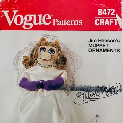 80s Vogue 8472 Miss Piggy Ornaments Angel Tree Topper Sewing Pattern Uncut
