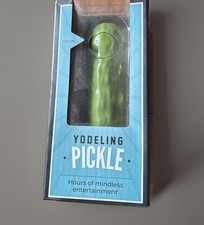 Yodeling Pickle Brand New In Box Samsonico USA