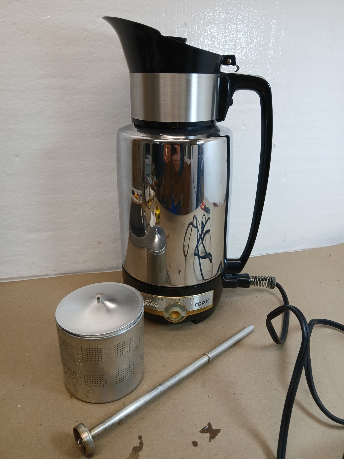 Electric Coffee Percolator Cory Jubilee Submers-Amatic  Model DPS 18 Cup MCM 