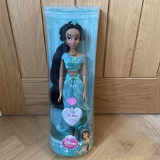 Disney singing doll. 17”.  Princess Jasmine Doll
