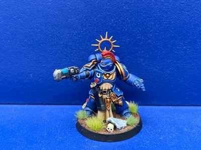 Indomitus Primaris Lieutenant der Ultramarines UMBAU TOP BEMALT