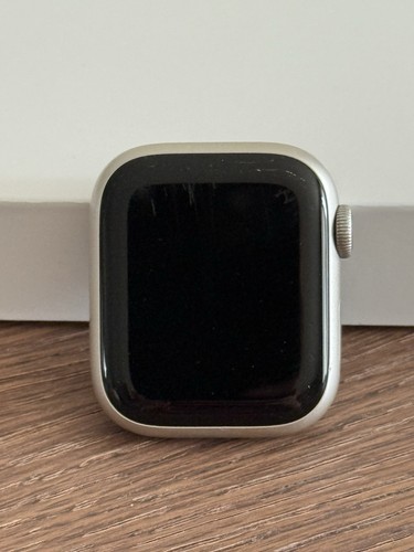 Apple Watch Series 8 41mm Aluminiumgehäuse mit Milansise-Armband GPS + Celluar - Bild 6 von 8