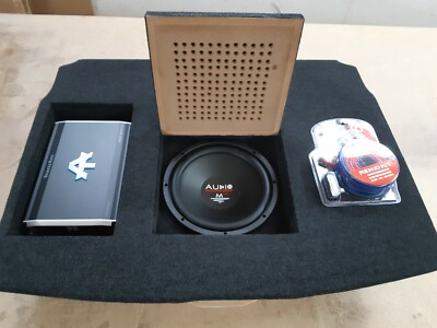 VW Golf 4  Komplettausbau inkl. Audio System Subwoofer und Autotek Endstufe