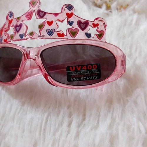 Princess Girls Hearts Sunglasses - Picture 6 of 6