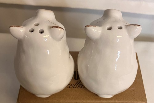 Home Essentials Country Collection Cute Pigs Salt & Pepper Shakers NIB! - Picture 4 of 8